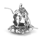 Silver wishing well charm (turns)